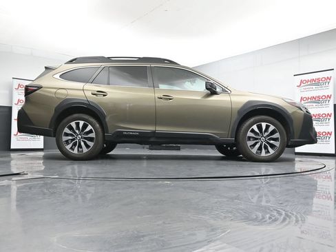 Used 2024 Subaru Outback Limited AWD/4WD image 24
