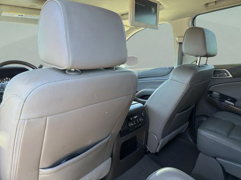 Used 2019 GMC Yukon XL Denali w/ Denali Ultimate Package image 27