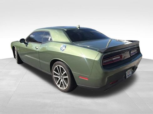 Used 2023 Dodge Challenger R/T RWD image 7