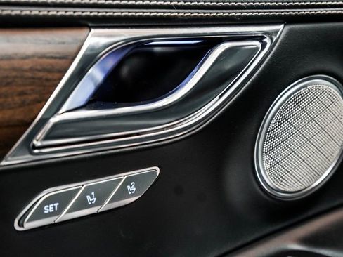 Used 2023 Genesis GV80 2.5T w/ Prestige 20" Package image 49