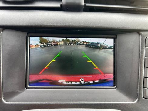 Used 2018 Ford Fusion SE image 18