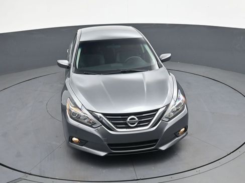 Used 2017 Nissan Altima 2.5 SR FWD image 35