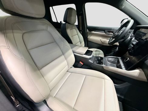 New 2026 GMC Terrain Elevation w/ Elevation Premium Package image 26