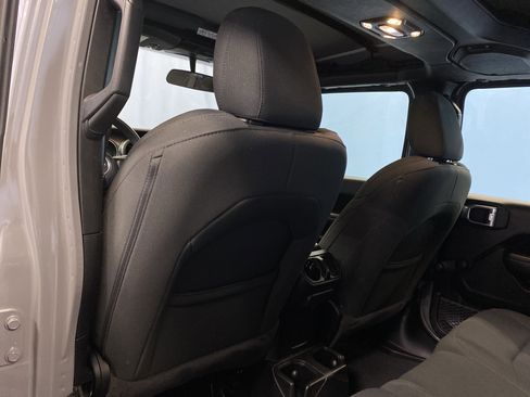 Certified 2021 Jeep Wrangler Unlimited Sport image 24