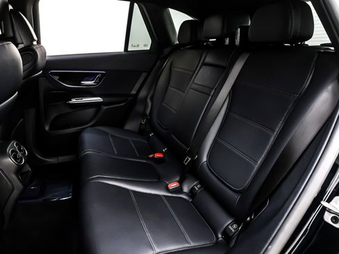 Certified 2025 Mercedes-Benz GLC 300 image 10