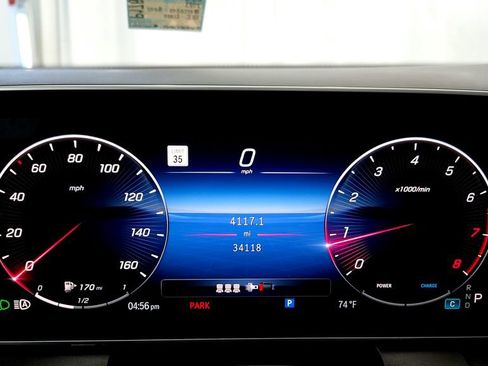 Used 2023 Mercedes-Benz GLC 300 4MATIC image 27