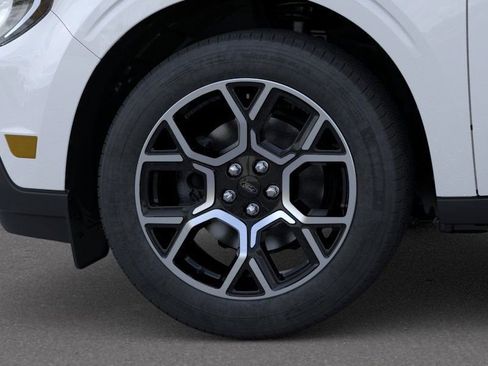 New 2025 Ford Maverick Lariat w/ 4K Tow Package image 21