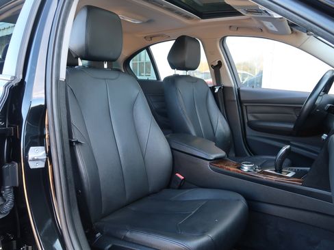 Used 2014 BMW 335i xDrive Sedan image 13