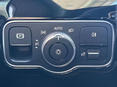 Certified 2023 Mercedes-Benz CLA 45 AMG 4MATIC image 35