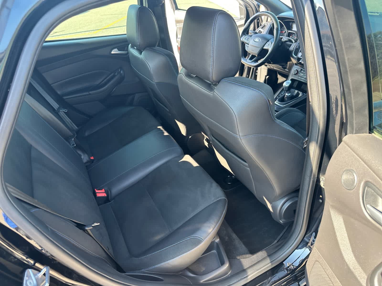 Used 2017 Ford Focus RS AWD/4WD image 18