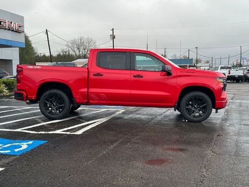 New 2026 Chevrolet Silverado 1500 Custom w/ LPO, Dark Essentials Package image 4