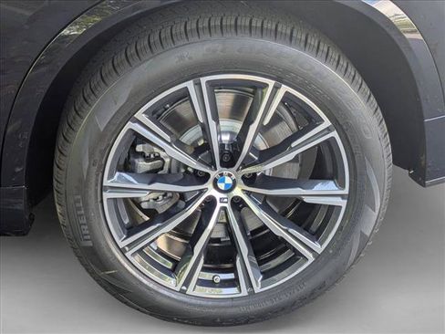 Used 2026 BMW X5 xDrive50e w/ M Sport Package AWD/4WD image 28