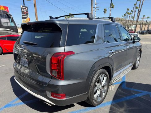 Used 2021 Hyundai Palisade Limited FWD image 8