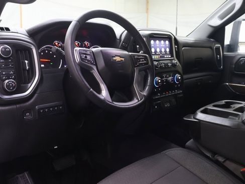 Used 2022 Chevrolet Silverado 3500 LT w/ Convenience Package image 18