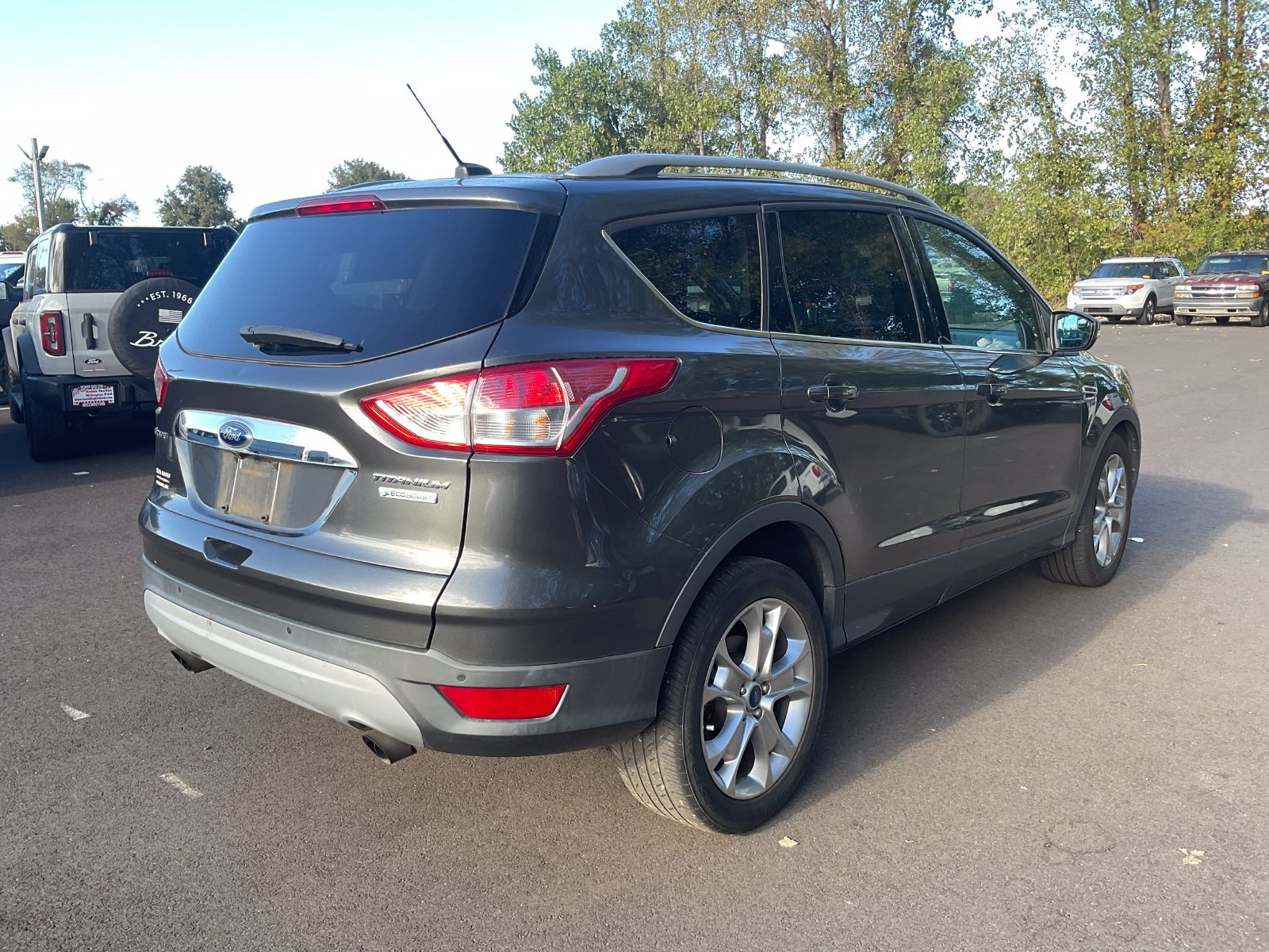 Used 2015 Ford Escape Titanium FWD image 4