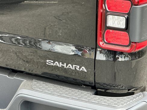 New 2026 Jeep Gladiator Sport AWD/4WD image 24