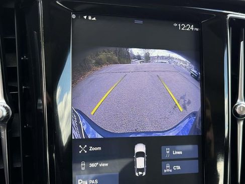 Used 2020 Volvo S60 T5 Momentum image 16