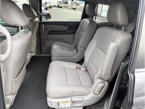 Used 2014 Honda Odyssey EX-L image 12