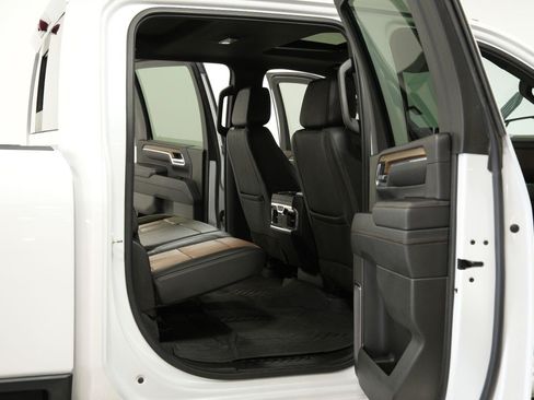 Certified 2024 Chevrolet Silverado 3500 High Country w/ High Country Premium Package AWD/4WD image 19