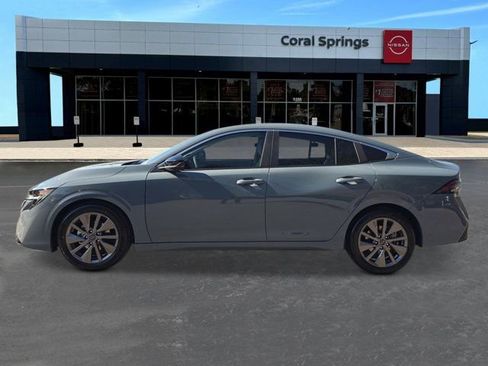 New 2026 Nissan Sentra SL w/ Floor Mat Package image 2