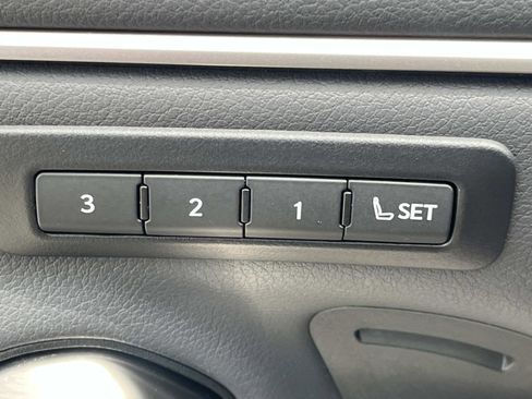 Used 2024 Lexus ES 350 w/ Technology Package FWD image 20