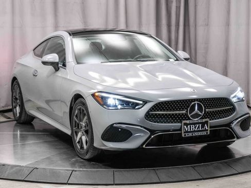 Certified 2026 Mercedes-Benz CLE 300 4MATIC Coupe image 5