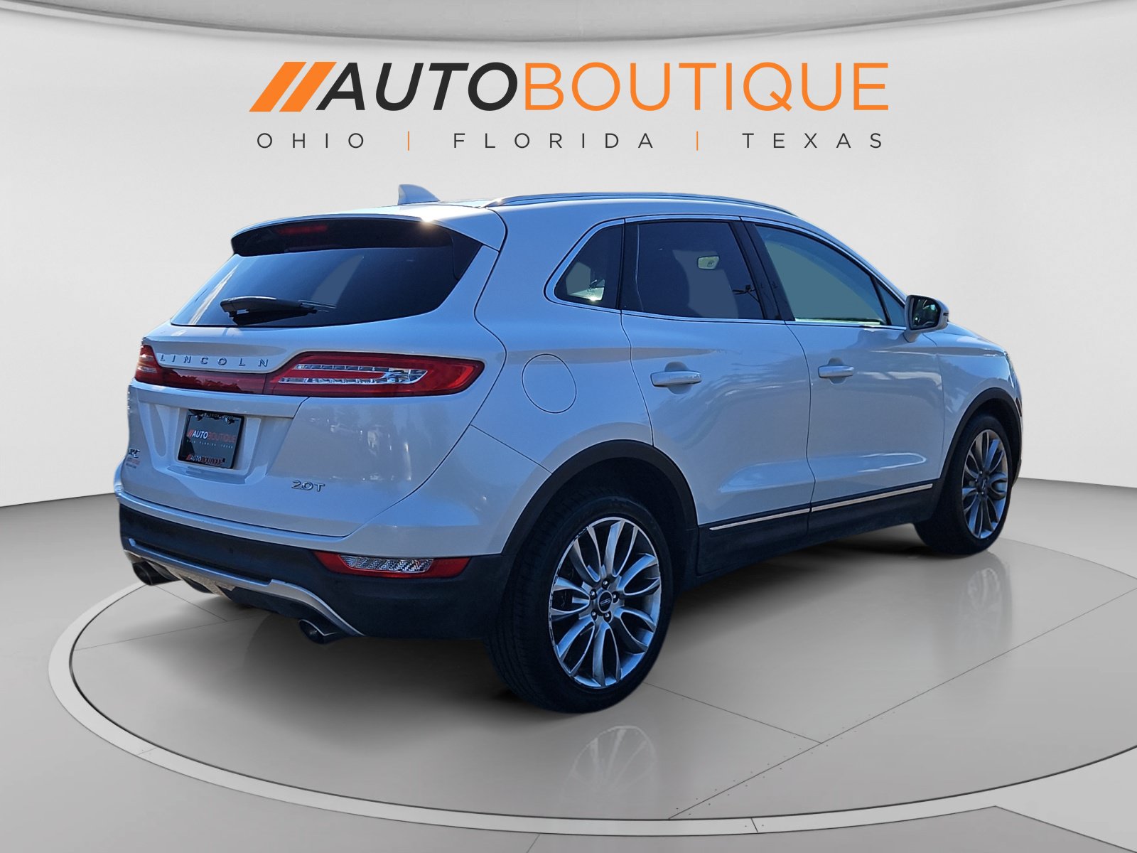 Used 2017 Lincoln MKC Reserve FWD image 5