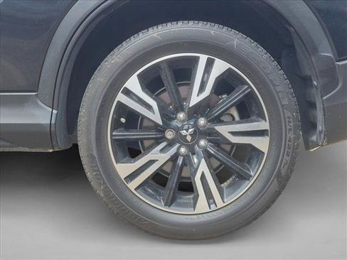 Used 2024 Mitsubishi Eclipse Cross SE AWD/4WD image 9