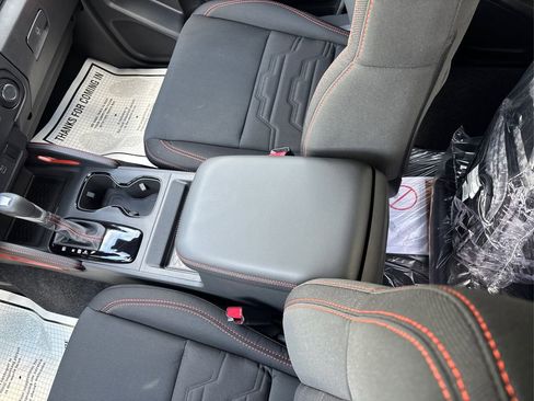 New 2025 Nissan Frontier PRO-4X image 19