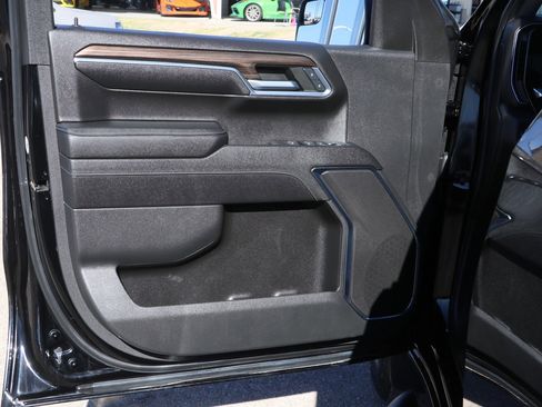 Used 2023 Chevrolet Silverado 1500 RST w/ Redline Edition image 10