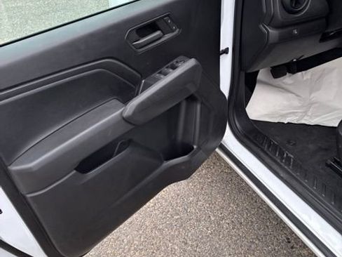 Used 2024 Chevrolet Colorado W/T w/ Safety Package RWD image 5