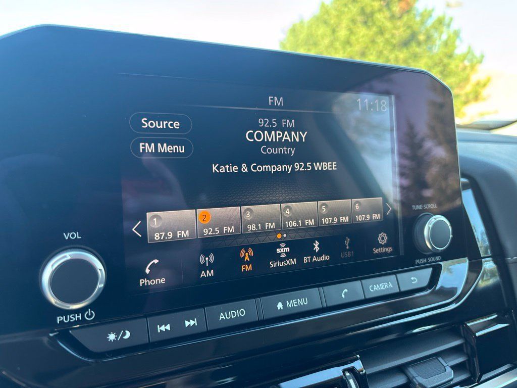 Certified 2025 Nissan Pathfinder SV AWD/4WD image 27