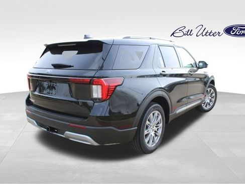 New 2026 Ford Explorer Platinum image 3