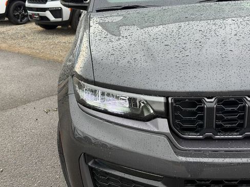 New 2026 Jeep Grand Cherokee Limited AWD/4WD image 5