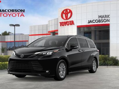 New 2026 Toyota Sienna XLE