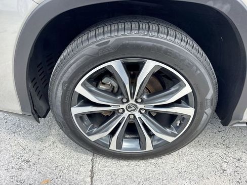 Certified 2022 Lexus RX 350 FWD w/ Premium Package image 10