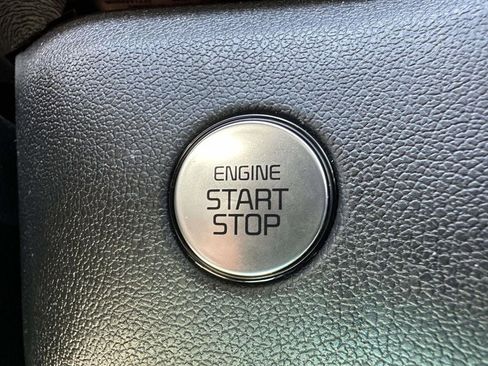 Certified 2023 Kia Sorento S AWD/4WD image 27