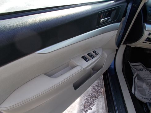 Used 2013 Subaru Outback 2.5i Premium image 17