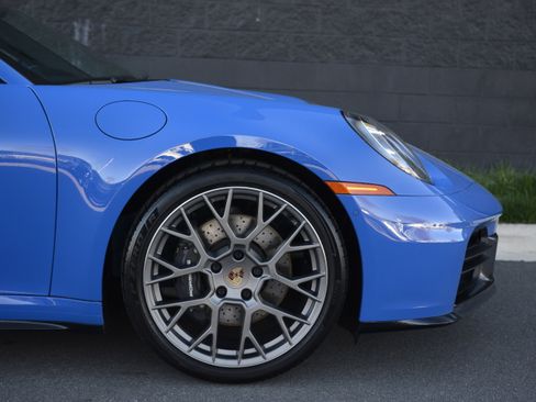 Certified 2025 Porsche 911 Carrera S image 33