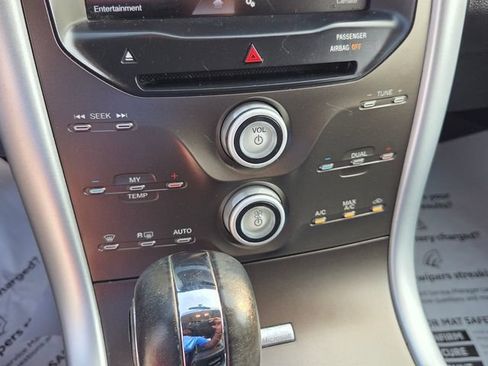 Used 2013 Ford Edge SEL AWD/4WD image 19