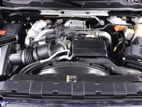 Used 2020 Chevrolet Silverado 2500 LTZ w/ LTZ Premium Package AWD/4WD image 56
