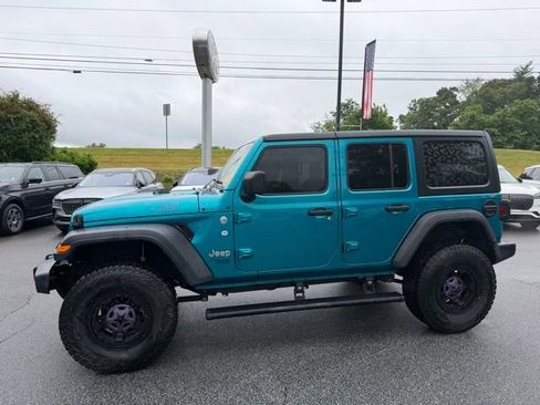 Used 2019 Jeep Wrangler Unlimited Sport S AWD/4WD image 2