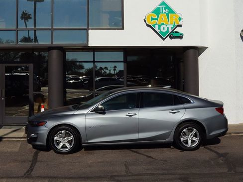 Used 2024 Chevrolet Malibu LT image 8