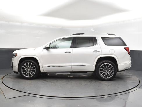 Used 2021 GMC Acadia Denali w/ Denali Technology Package image 4