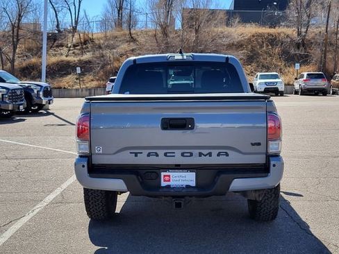 Used 2021 Toyota Tacoma TRD Off-Road w/ Technology Package image 5