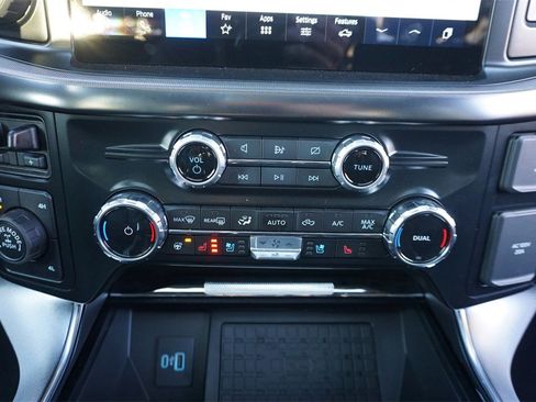 Used 2024 Ford F150 Platinum w/ Equipment Group 702A High image 12