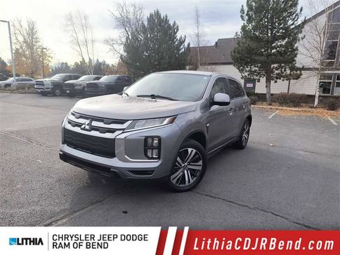 Used 2020 Mitsubishi Outlander Sport ES image 1
