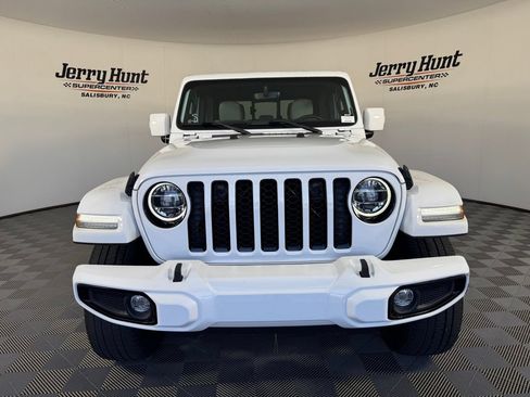 Used 2022 Jeep Gladiator Overland AWD/4WD image 5