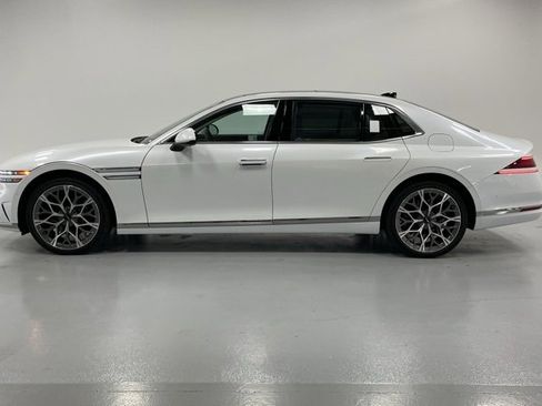 New 2025 Genesis G90 3.5T image 2