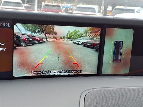 New 2025 Lincoln Nautilus Premier image 12